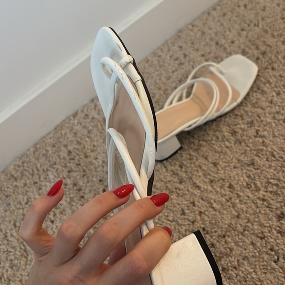 Elegant White Strappy Women's Heels - Picture 5 of 5
